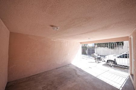 Garagem de casa à venda com 4 quartos, 130m² em Vila Alpina, São Paulo