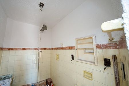 Banheiro de serviço de casa à venda com 4 quartos, 130m² em Vila Alpina, São Paulo