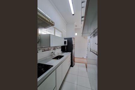 Cozinha de apartamento para alugar com 1 quarto, 39m² em Vila Mariana, São Paulo