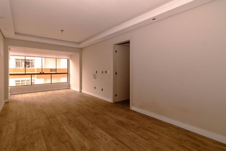 Sala de apartamento para alugar com 1 quarto, 78m² em Petrópolis, Porto Alegre