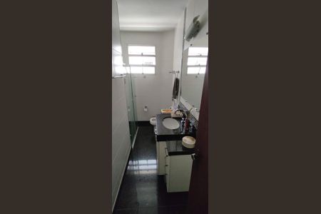 Banheiro de apartamento para alugar com 3 quartos, 150m² em Gutierrez, Belo Horizonte