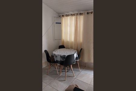 Sala de Jantar de casa à venda com 7 quartos, 320m² em Vigário Geral, Rio de Janeiro