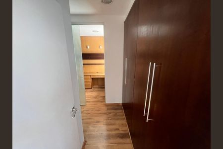 Quarto de apartamento para alugar com 3 quartos, 200m² em Sion, Belo Horizonte
