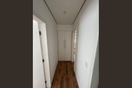 Corredor de apartamento para alugar com 3 quartos, 200m² em Sion, Belo Horizonte
