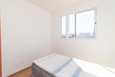 Quarto 2 de apartamento para alugar com 2 quartos, 46m² em Restinga, Porto Alegre