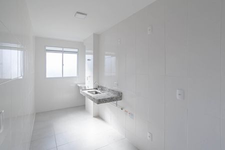 Apartamento para alugar com 55m², 2 quartos e 1 vaga Apartamento para alugar com 55m², 2 quartos e 1 vagaCozinha e Área de Serviço