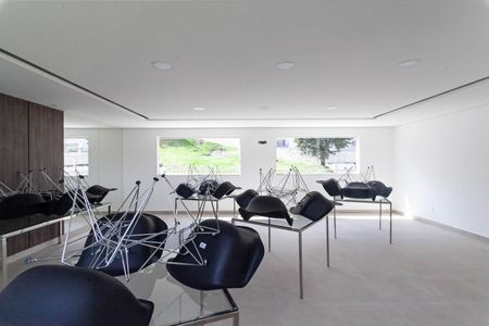 Apartamento para alugar com 55m², 2 quartos e 1 vaga Apartamento para alugar com 55m², 2 quartos e 1 vagaÁrea comum - Salão de festas
