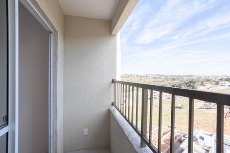 Varanda da sala de apartamento para alugar com 2 quartos, 55m² em Braúnas, Belo Horizonte