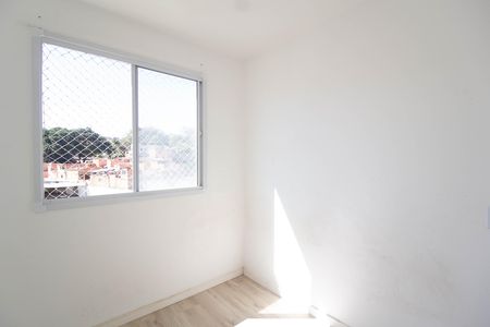 Quarto 1 de apartamento para alugar com 2 quartos, 40m² em Vila Zat, São Paulo