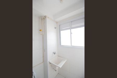 Área de Serviço de apartamento para alugar com 2 quartos, 40m² em Vila Zat, São Paulo