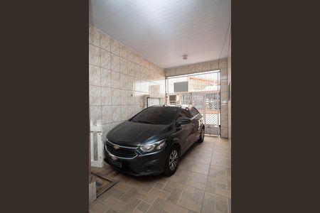 Garagem de casa à venda com 3 quartos, 175m² em Jardim Palmira, Guarulhos