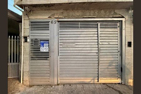 Fachada  de casa para alugar com 1 quarto, 25m² em Campo Belo, São Paulo