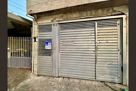 Casa para alugar com 25m², 1 quarto e sem vaga Casa para alugar com 25m², 1 quarto e sem vagaFachada