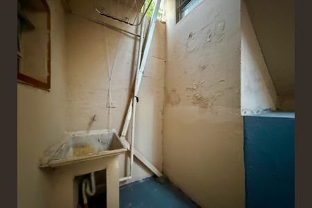 Casa para alugar com 30m², 1 quarto e sem vaga Casa para alugar com 30m², 1 quarto e sem vagaÁrea de Serviço