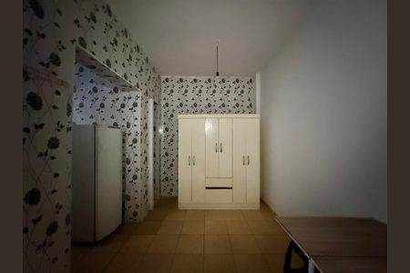 Casa para alugar com 30m², 1 quarto e sem vaga Casa para alugar com 30m², 1 quarto e sem vagaQuarto