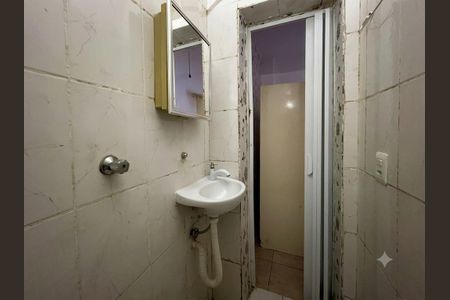 Casa para alugar com 30m², 1 quarto e sem vaga Casa para alugar com 30m², 1 quarto e sem vagaBanheiro