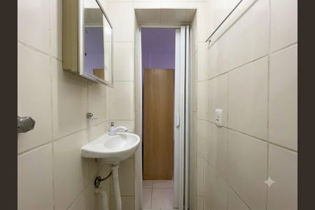 Casa para alugar com 30m², 1 quarto e sem vaga Casa para alugar com 30m², 1 quarto e sem vagaBanheiro