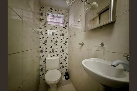 Casa para alugar com 30m², 1 quarto e sem vaga Casa para alugar com 30m², 1 quarto e sem vagaBanheiro