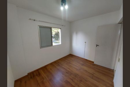 Quarto de apartamento à venda com 2 quartos, 62m² em Vila Gumercindo, São Paulo