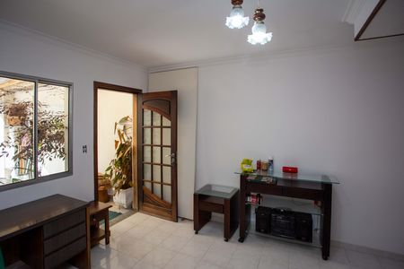 Casa à venda com 4 quartos, 105m² em Vila Clara, São Paulo