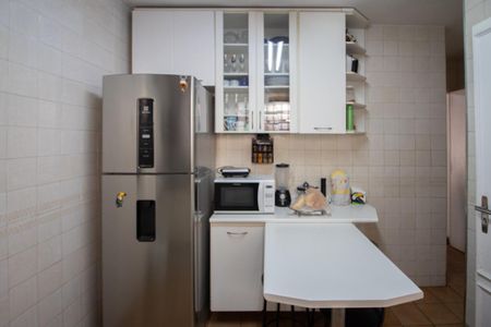 Cozinha de casa de condomínio à venda com 3 quartos, 117m² em Santa Rosa, Belo Horizonte