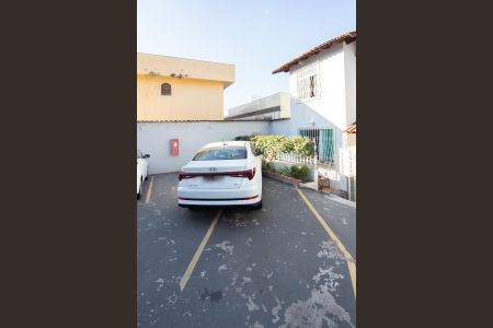 Garagem de casa de condomínio à venda com 3 quartos, 117m² em Santa Rosa, Belo Horizonte