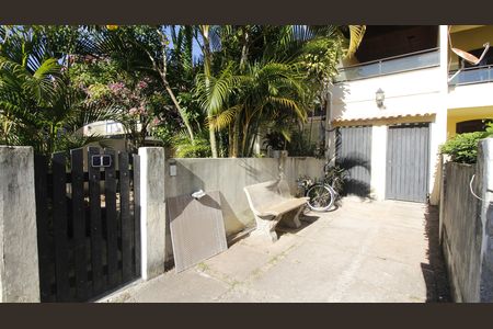 Casa de Condomínio para alugar com 3 quartos, 70m² em Portinho, Cabo Frio