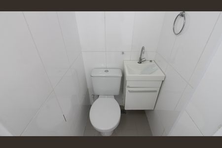 Lavabo do Quarto 2 de casa de condomínio para alugar com 3 quartos, 70m² em Portinho, Cabo Frio