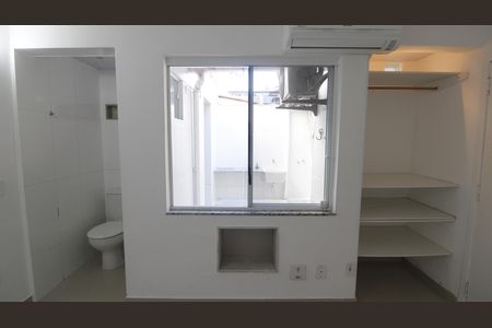 Quarto Suíte 2 de casa de condomínio para alugar com 3 quartos, 70m² em Portinho, Cabo Frio