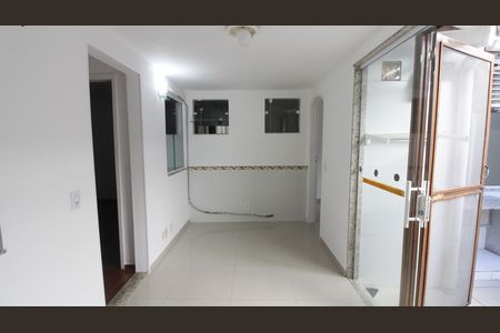 Copa de casa de condomínio para alugar com 3 quartos, 70m² em Portinho, Cabo Frio