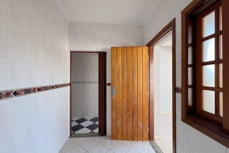 Casa para alugar com 145m², 2 quartos e 2 vagas
