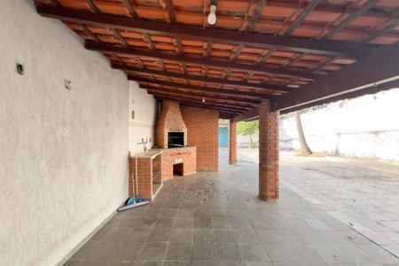 Casa para alugar com 145m², 2 quartos e 2 vagas