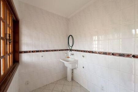 Casa para alugar com 145m², 2 quartos e 2 vagas
