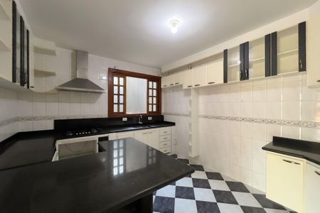 Casa para alugar com 145m², 2 quartos e 2 vagas