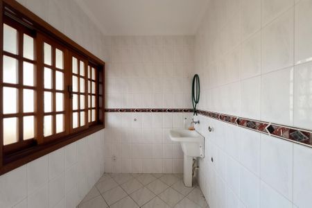 Casa para alugar com 145m², 2 quartos e 2 vagas