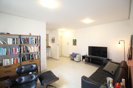 Sala de apartamento à venda com 2 quartos, 70m² em Petrópolis, Porto Alegre