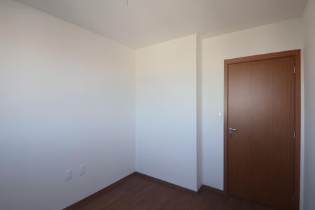 Quarto 2 de apartamento à venda com 2 quartos, 40m² em Fátima, Canoas
