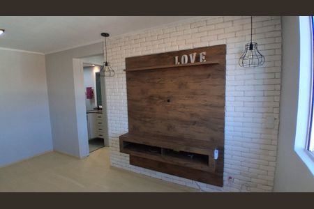 Apartamento para alugar com 3 quartos, 65m² em Pinheirinho, Curitiba