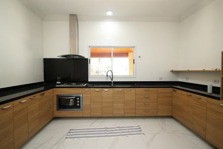 Casa de condomínio para alugar com 319m², 5 quartos e 6 vagas Casa de condomínio para alugar com 319m², 5 quartos e 6 vagasCozinha
