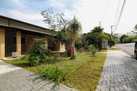 Casa de condomínio para alugar com 319m², 5 quartos e 6 vagas Casa de condomínio para alugar com 319m², 5 quartos e 6 vagasJardim