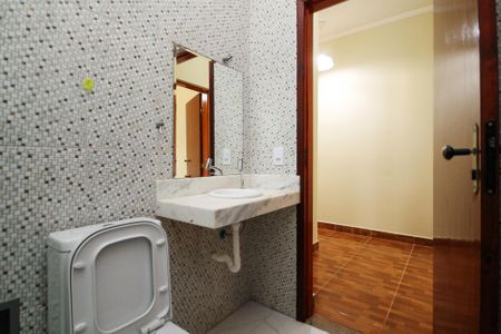 Casa de condomínio para alugar com 319m², 5 quartos e 6 vagas Casa de condomínio para alugar com 319m², 5 quartos e 6 vagasBanheiro