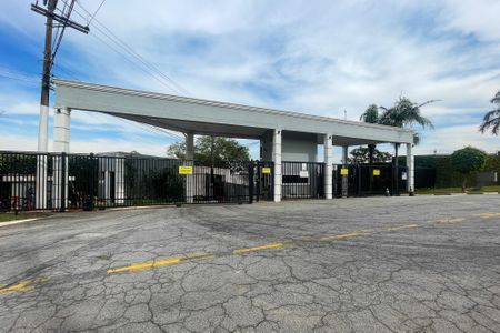 Casa de condomínio para alugar com 319m², 5 quartos e 6 vagas Casa de condomínio para alugar com 319m², 5 quartos e 6 vagasFachada Condomínio