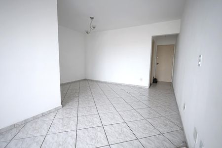 Sala de apartamento à venda com 3 quartos, 75m² em Vila Apiai, Santo André