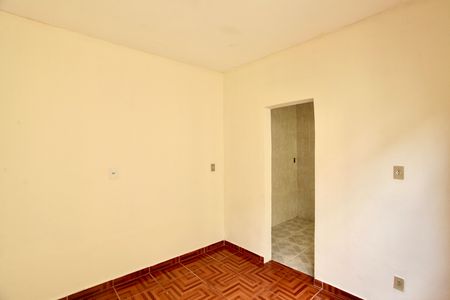 Casa para alugar com 2 quartos, 40m² em Camargos, Belo Horizonte