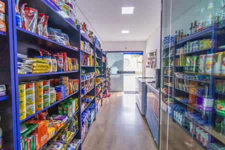 Área comum - Mini Mercado de casa de condomínio para alugar com 2 quartos, 65m² em Petrópolis, Cotia