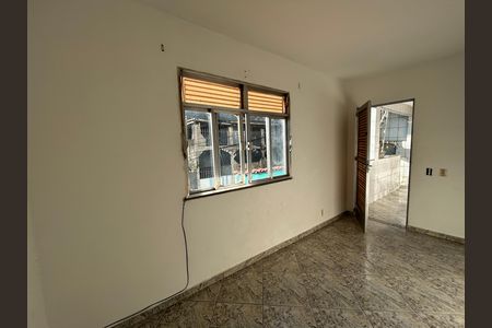 Casa para alugar com 1 quarto, 45m² em Vila Valqueire, Rio de Janeiro