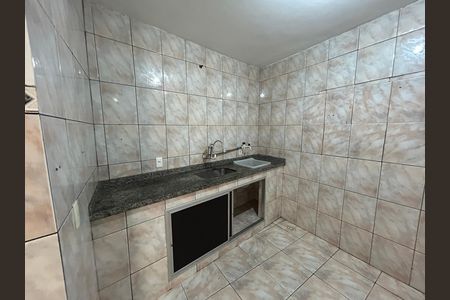 Cozinha de casa para alugar com 1 quarto, 45m² em Vila Valqueire, Rio de Janeiro