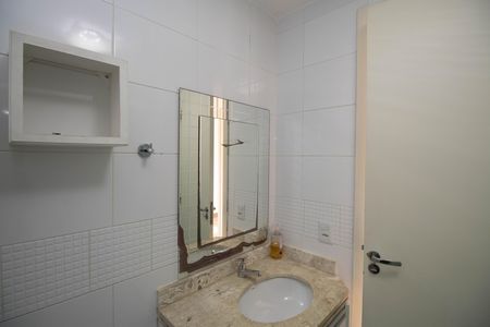 Banheiro 1 de apartamento para alugar com 3 quartos, 65m² em Vila Augusta, Guarulhos