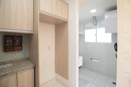 Apartamento para alugar com 65m², 3 quartos e 1 vaga Apartamento para alugar com 65m², 3 quartos e 1 vagaCozinha - Armários