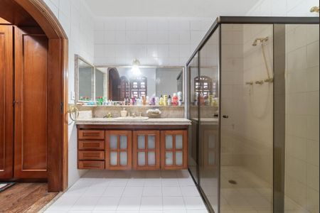 Casa à venda com 4 quartos, 400m² em Jardim Avelino, São Paulo